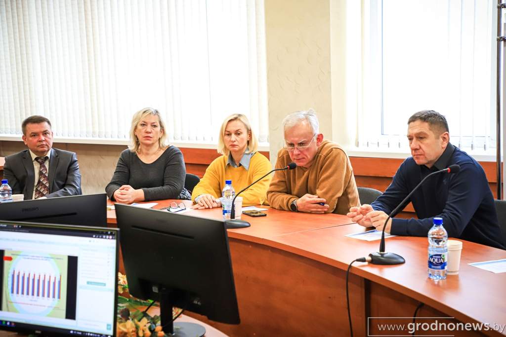 b4437eaa6518b5b7ed0c398df7b23116